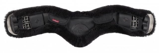 LeMieux Lambswool Anatomic Girth Cover 3 LeMieux Lambswool Anatomic Girth Cover - Image 3