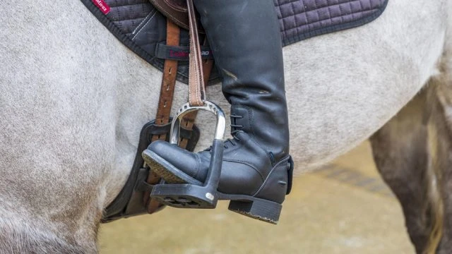 Sprenger Flexcite Grip Stirrups 2 Sprenger Flexcite Grip Stirrups - Image 2